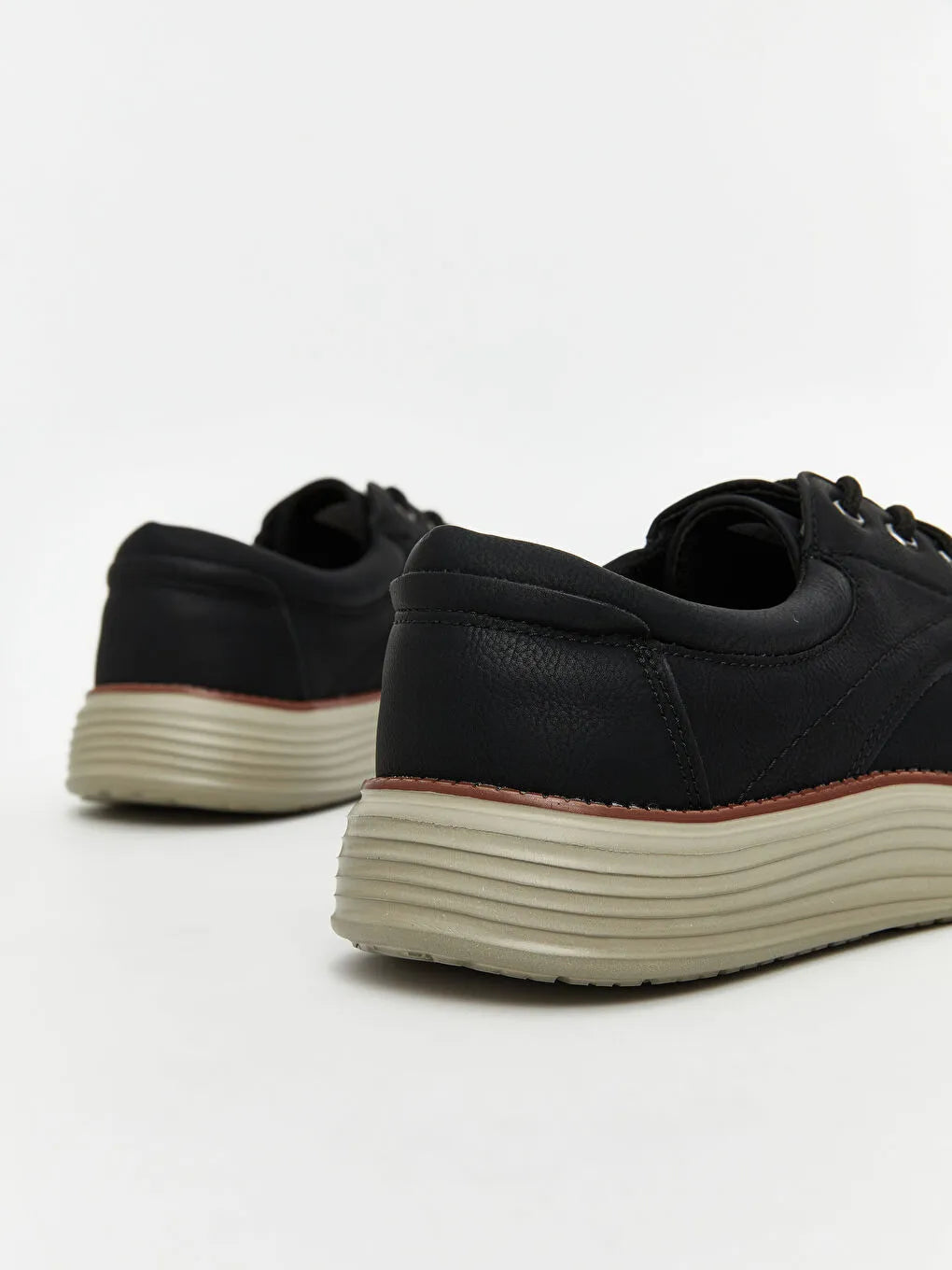 Scarpa classica da uomo STEPS con lacci